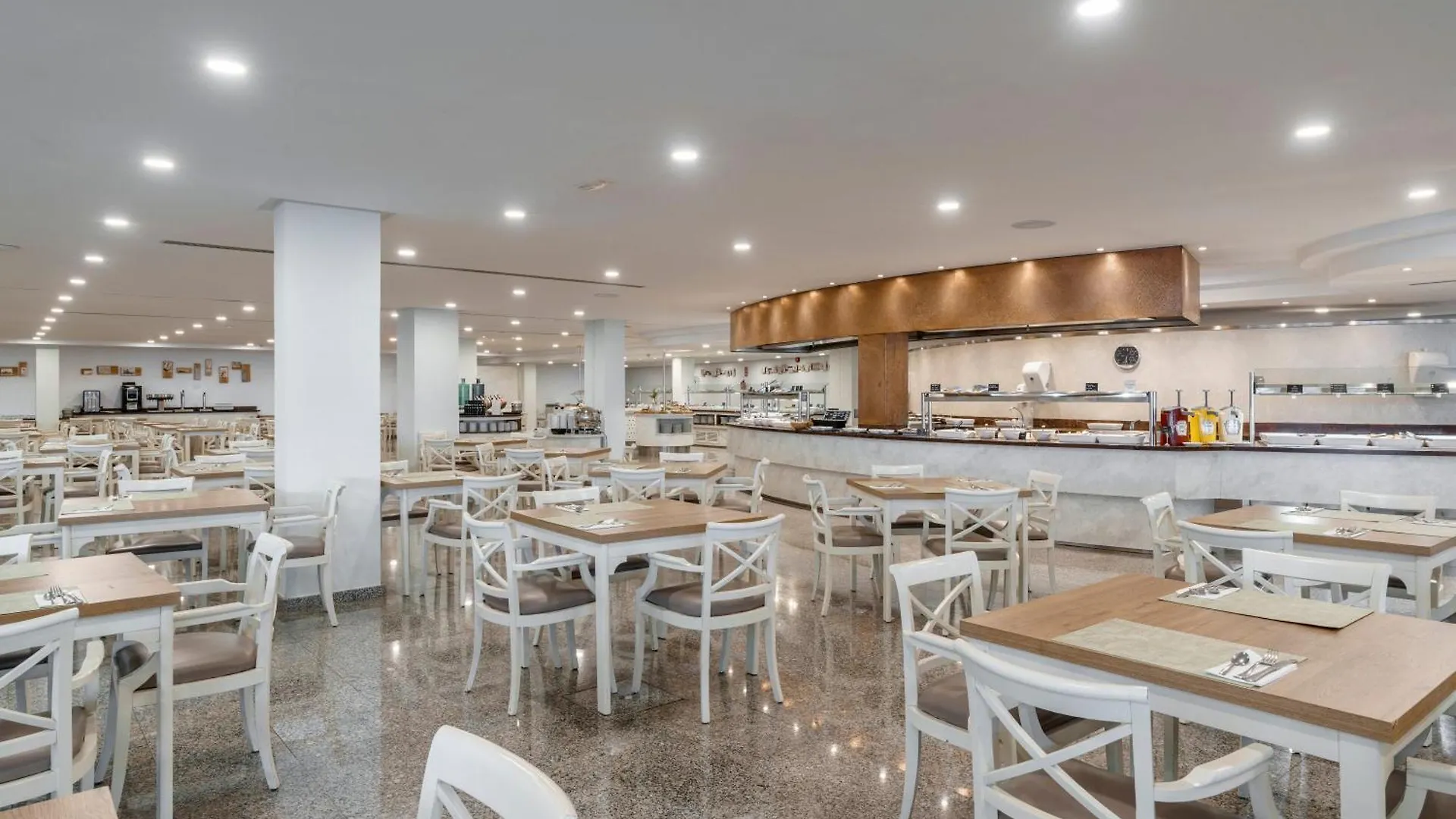 Alua Gran Camp De Mar Hotel 4*,